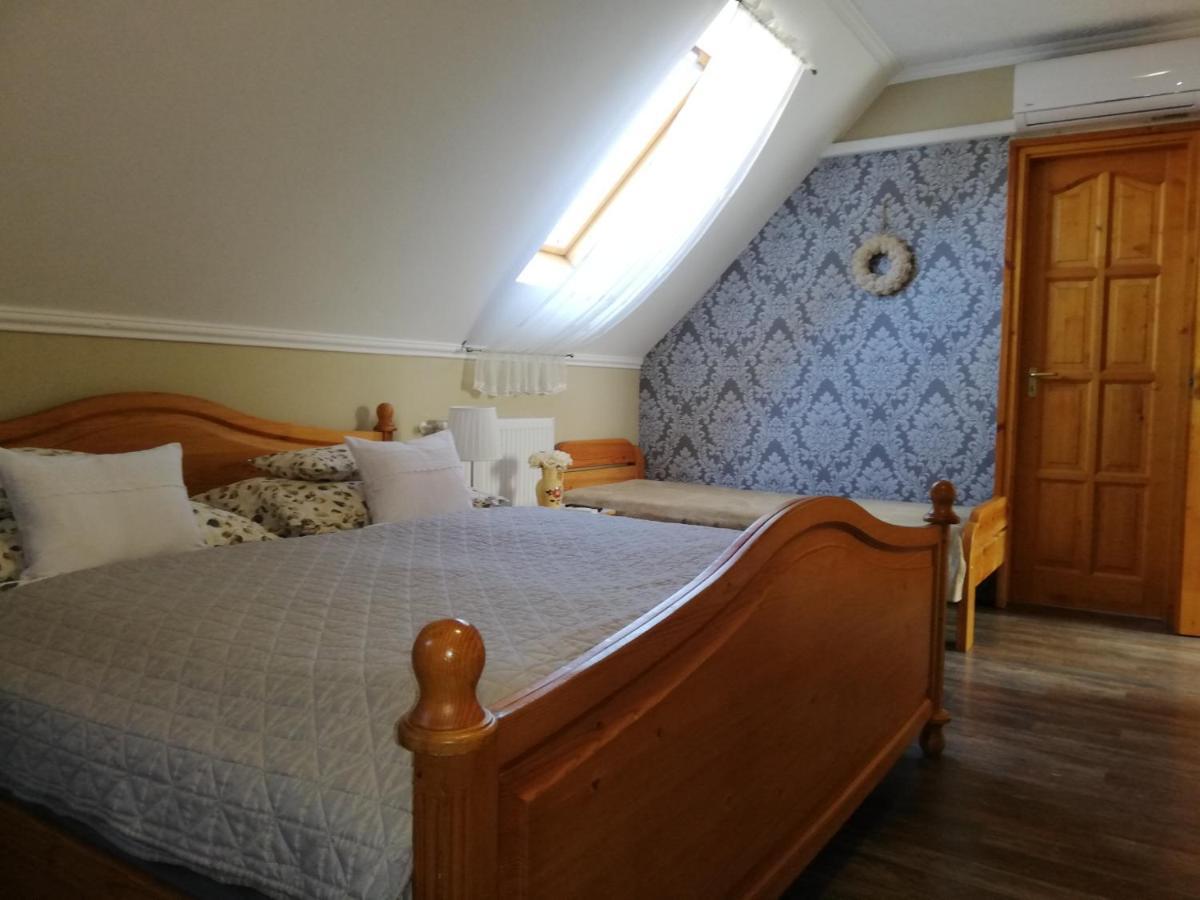 Bobita Apartmanhaz *