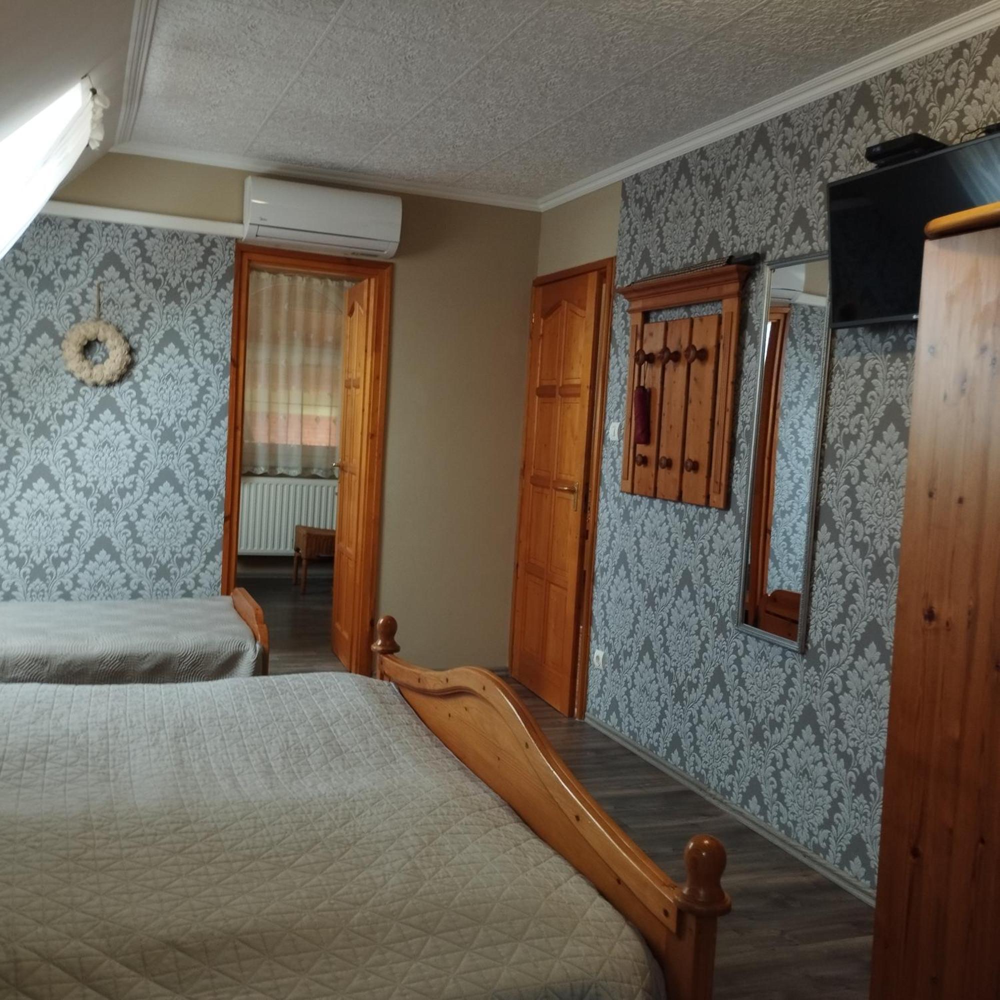 Apartment Bobita Apartmanhaz *