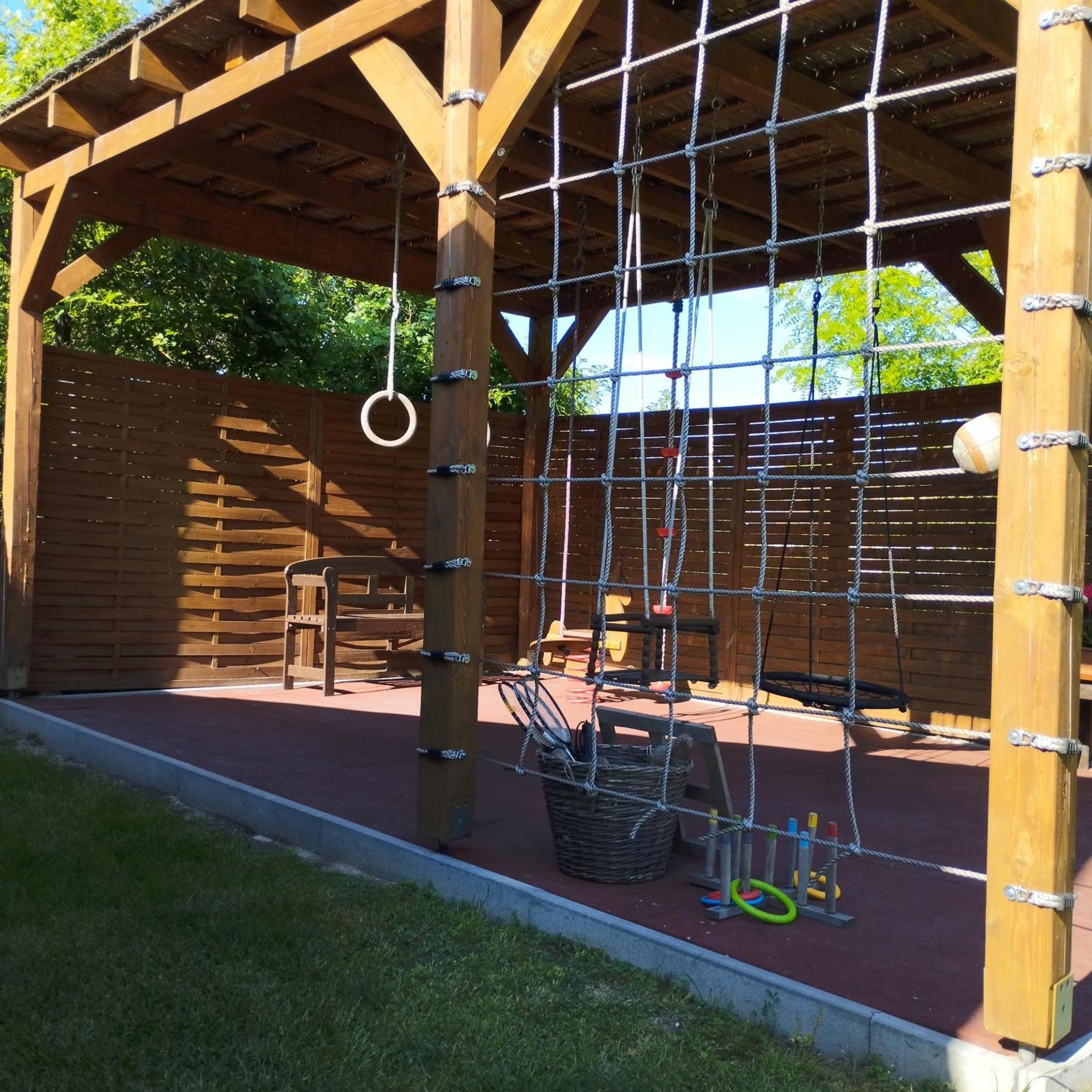 Apartment Bobita Apartmanhaz